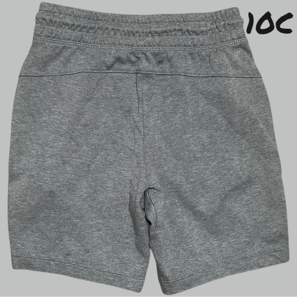 Gap fit draw string shorts - Picture 9 of 14